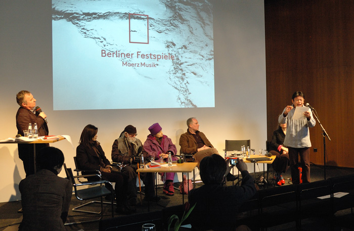 Matthias-Osterwold-maerzmusik-2012-conferenza-stampa-Tomomi-Adachi