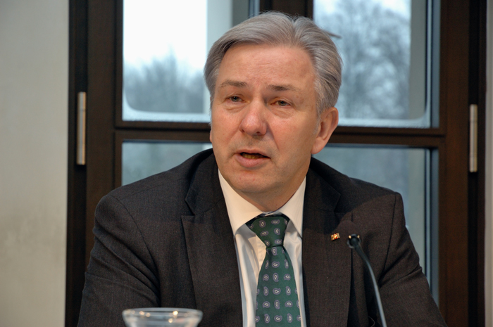 Klaus_Wowereit_Abschied_dimissioni_foto_Emilio_Esbardo_06