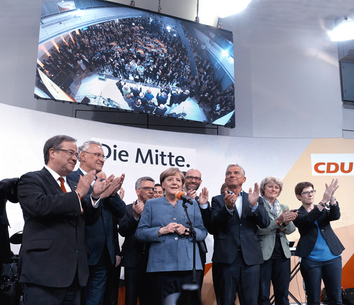 01_Angela-Merkel_CDU_foto_Emilio Esbardo